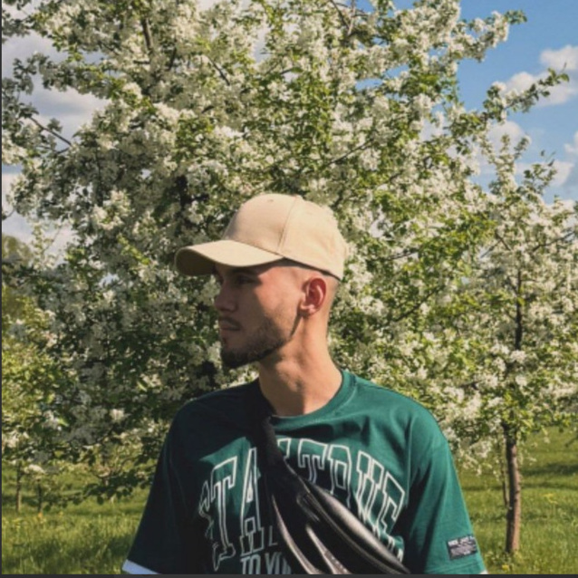 Угланов Денис Александрович